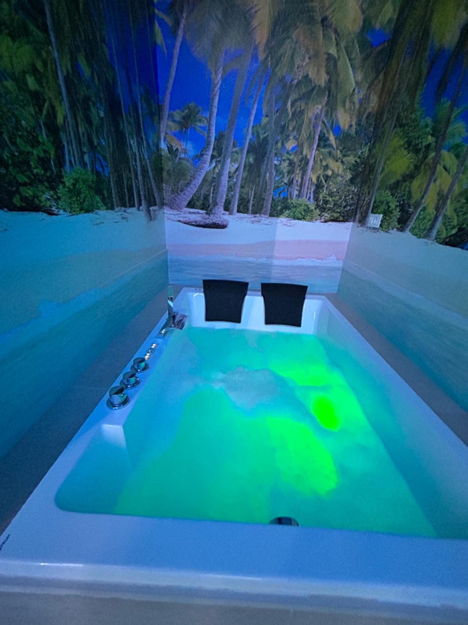 מדריד Habitacion Con Jacuzzi Y Bano Privado מראה חיצוני תמונה